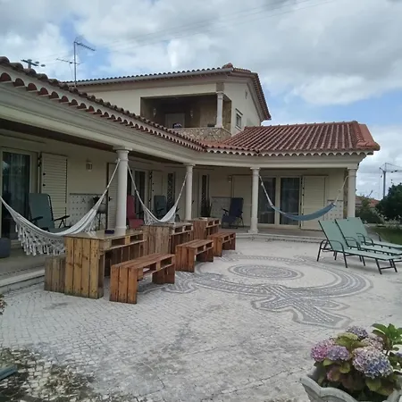 Casa Laranjeiras Hétvégi ház Alqueidão da Serra